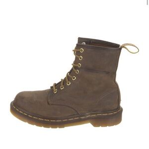 Dr.Martens Leather Ankle Combat Boots
Brown
RoundToes 
LaceUp Closure at Uppers